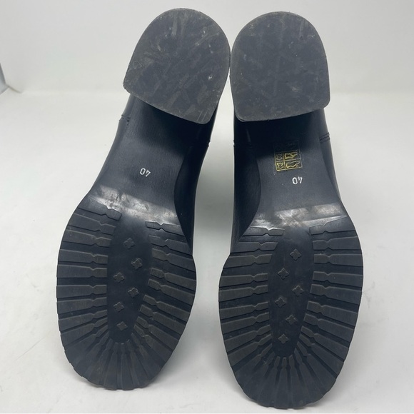 Paola Ferri Black Leather Ankle Boots – Size 10, Pull-On with Elastic Sides - Picture 10 of 10